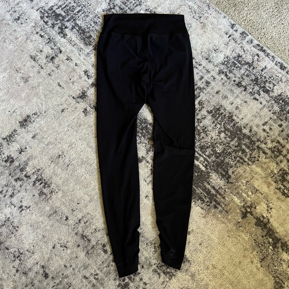 Whitney simmons x gym shark leggings - Picture 4 of 5